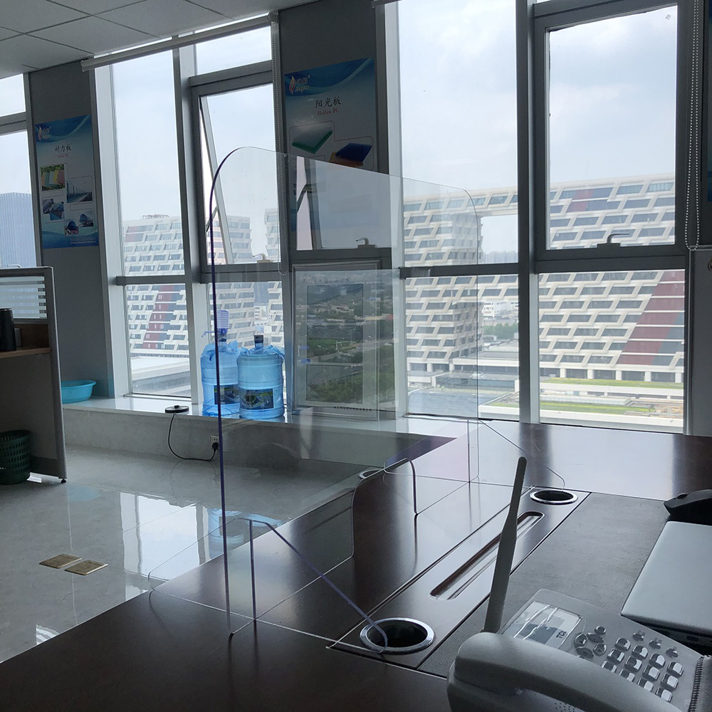 Guardia estornuda de policarbonato