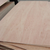 Madera contrachapada comercial