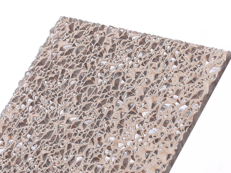Hoja en relieve de policarbonato